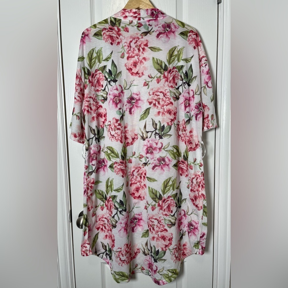 Show Me Your Mumu Brie Robe Garden Of Blooms White Pink Floral Size O/S - Picture 5 of 6